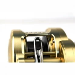 Shimano Calcutta Conquest 301 A -Aanbevolen Winkels Voor Visuitrusting calcutta 5